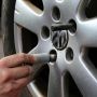 Rad-Montagehilfe f&uuml;r PKW Reifen